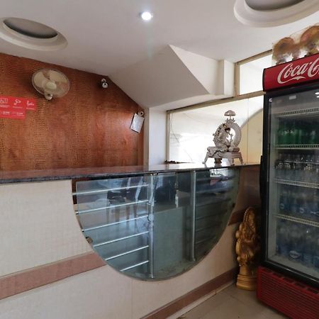 OYO 29259 Hotel Rama Royal Nellore Bagian luar foto