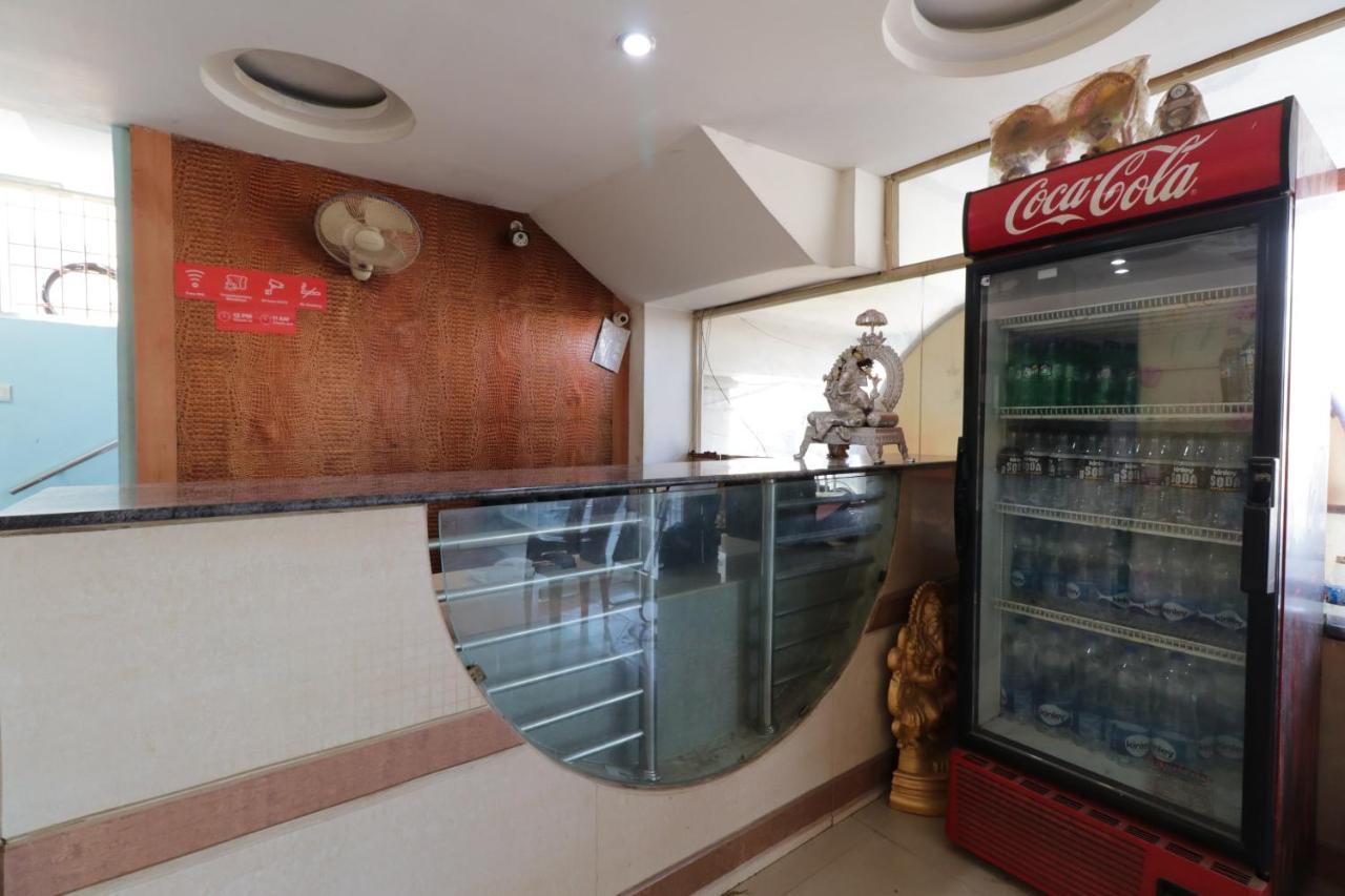 OYO 29259 Hotel Rama Royal Nellore Bagian luar foto