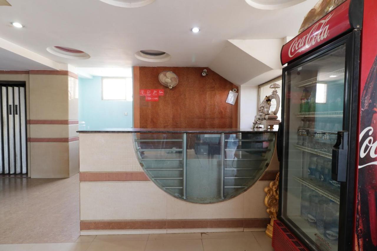 OYO 29259 Hotel Rama Royal Nellore Bagian luar foto