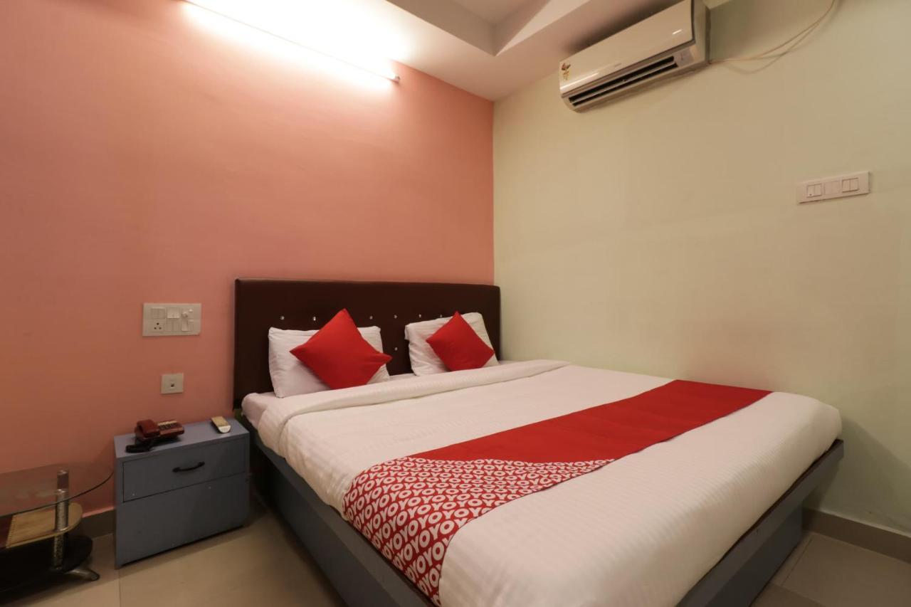 OYO 29259 Hotel Rama Royal Nellore Bagian luar foto