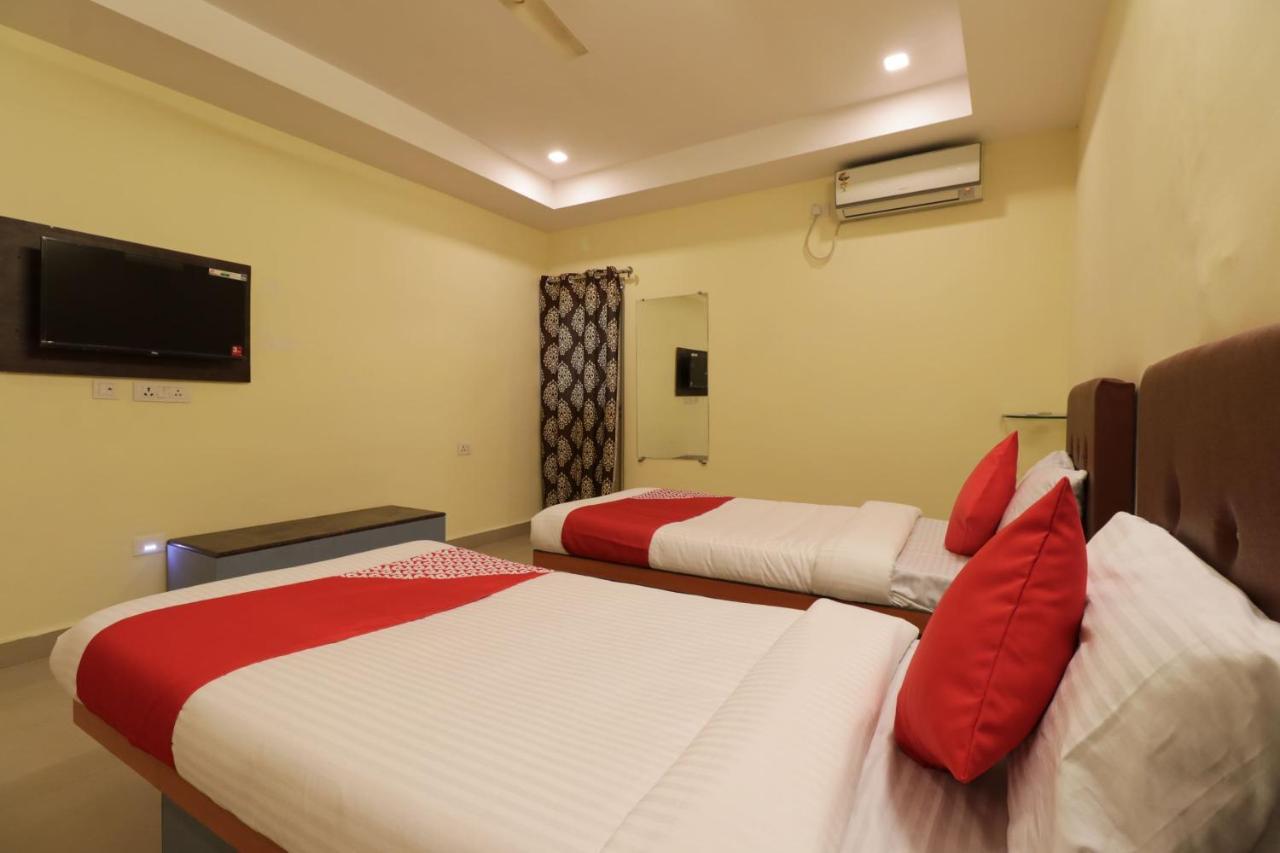 OYO 29259 Hotel Rama Royal Nellore Bagian luar foto