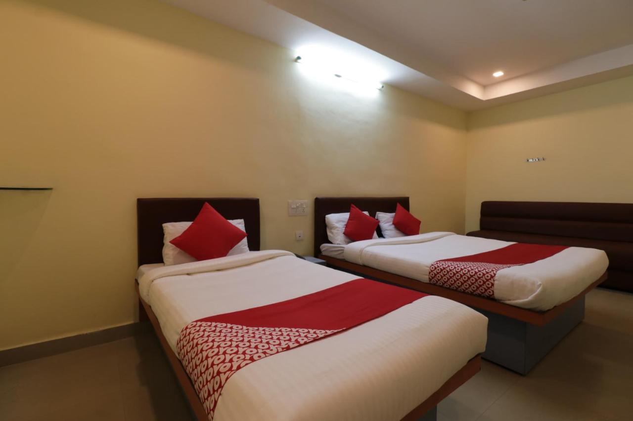 OYO 29259 Hotel Rama Royal Nellore Bagian luar foto