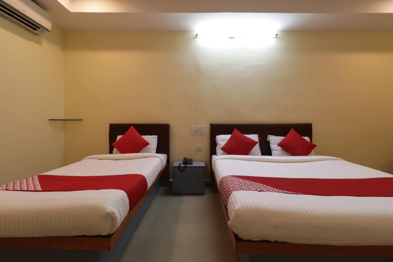 OYO 29259 Hotel Rama Royal Nellore Bagian luar foto