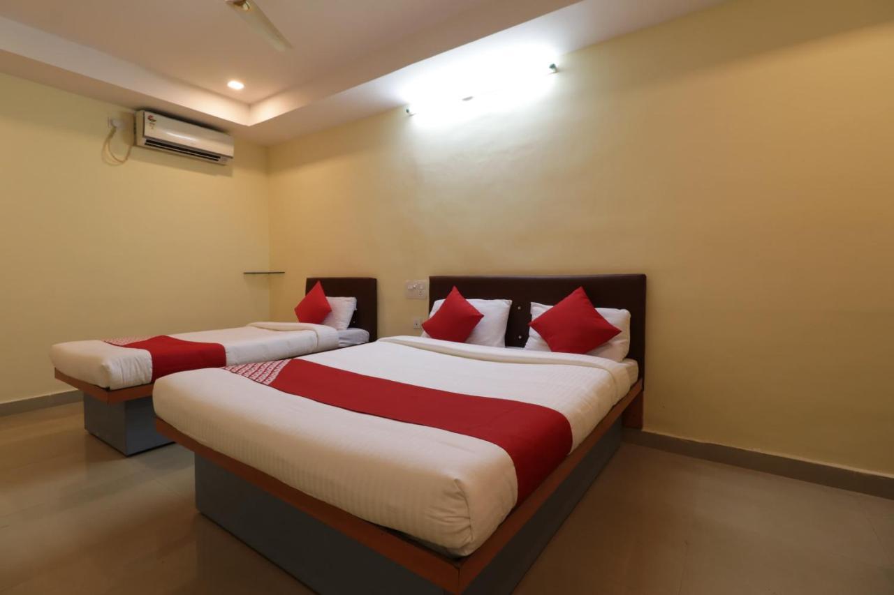 OYO 29259 Hotel Rama Royal Nellore Bagian luar foto